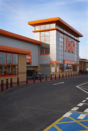 DIY and gardening retailers have slightly decreased their presence in out of town retail parks
