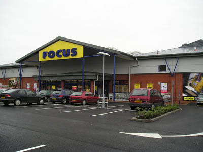 Focus DIY ‘in ‘debt talks’