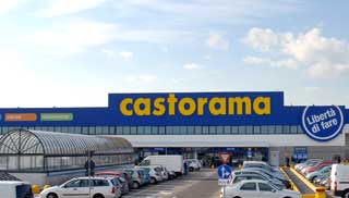 Kingfisher sells Italian arm of Castorama