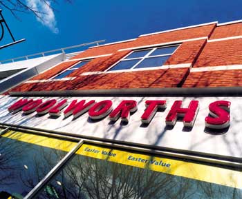 Woolworths in talks to sell stores