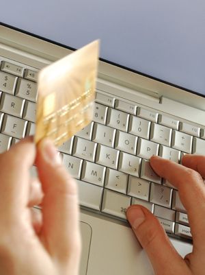 Shoppers spend £10bn online in January and February