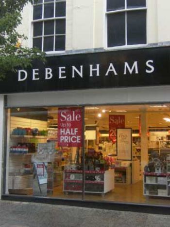 Debenhams sales plummet 10% during snow-hit weeks