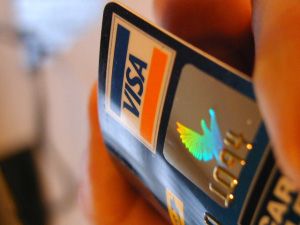 B&Q to sue Visa over card fees