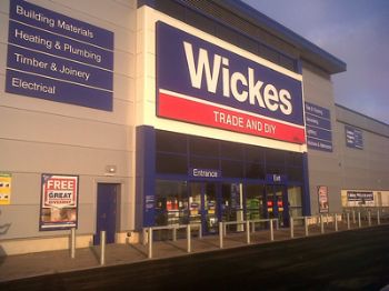 Wickes makes changes to retail units