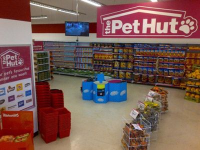 The Pet Hut links with PDSA as 100th store opens