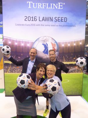 Johnsons Lawn Seed scores with Turfline 2016 
