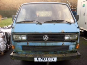 The team will take part in the rally in a 1985 VW van