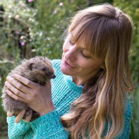 Wildlife professional Kate Bradbury will be making a guest appearance on Hozelock