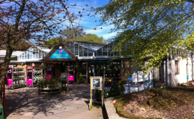 Dobbies Kinross is one of the two centres sold to Caulders