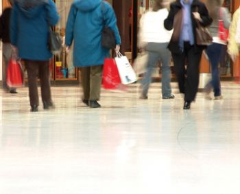 Prolonged cold snap stagnates sales on the high street