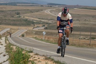Andrew Weiss completes gruelling RDT cycle ride