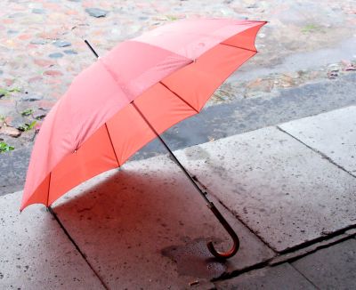 February's rain cleared shoppers out of high streets