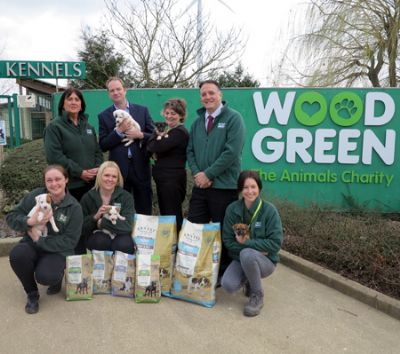 Gardman donates £20k of pet food to animal shelter