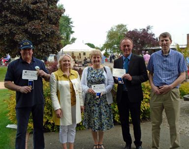 Long service rewarded at Wyevale Nurseries